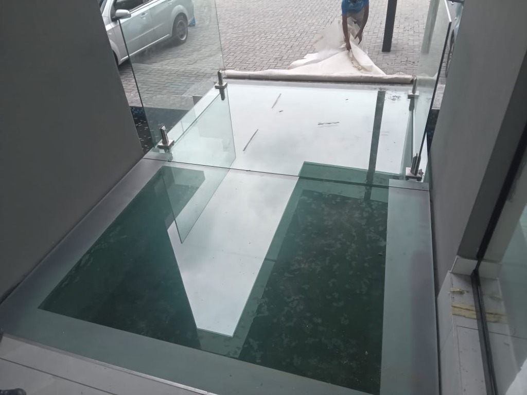 Glass Floor Balustrade