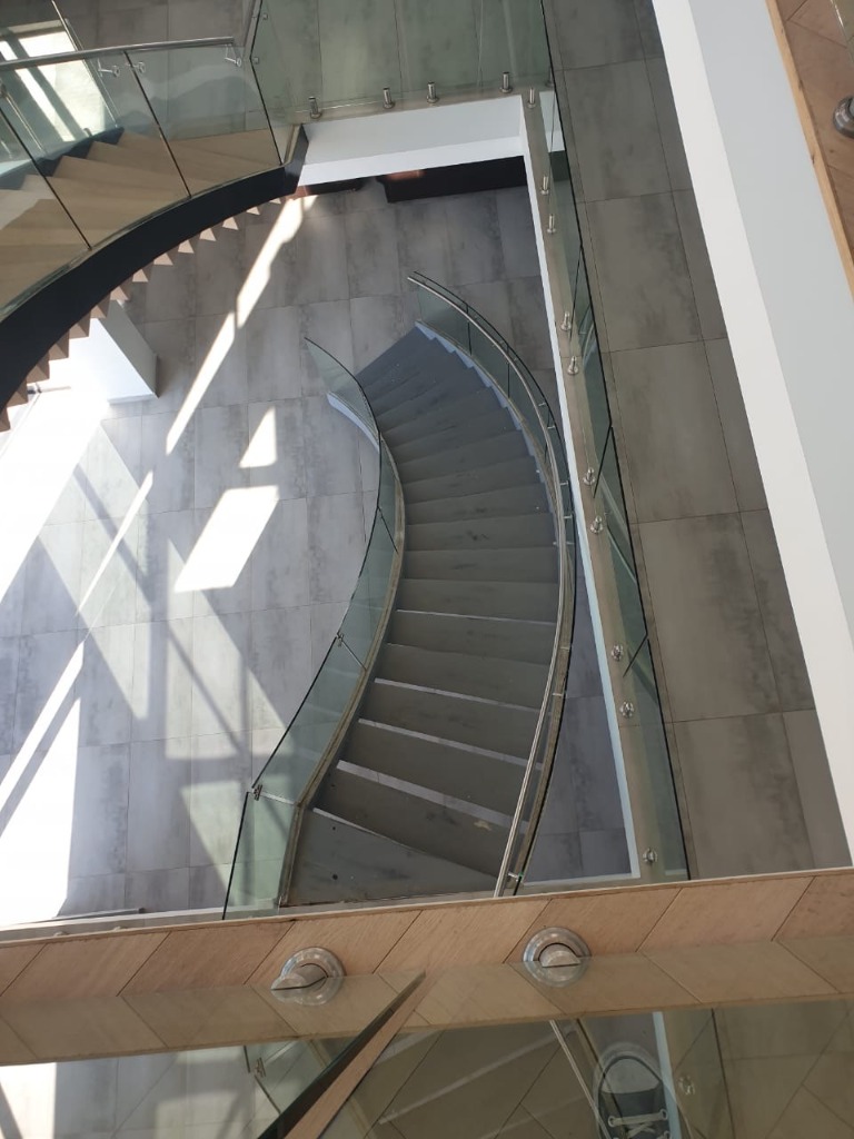 Curved Staircase Balustrade